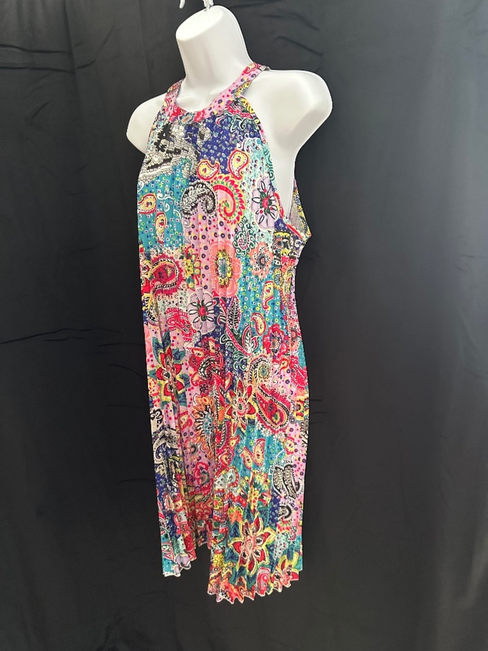 New sleeveless halter dress size XXL